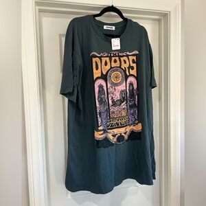 NWT Daydreamer The Doors graphic tee
